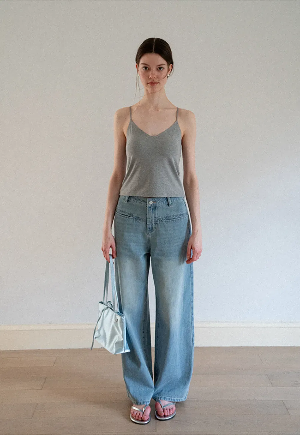 V Neck Cropped Spaghetti Strap Tank Top