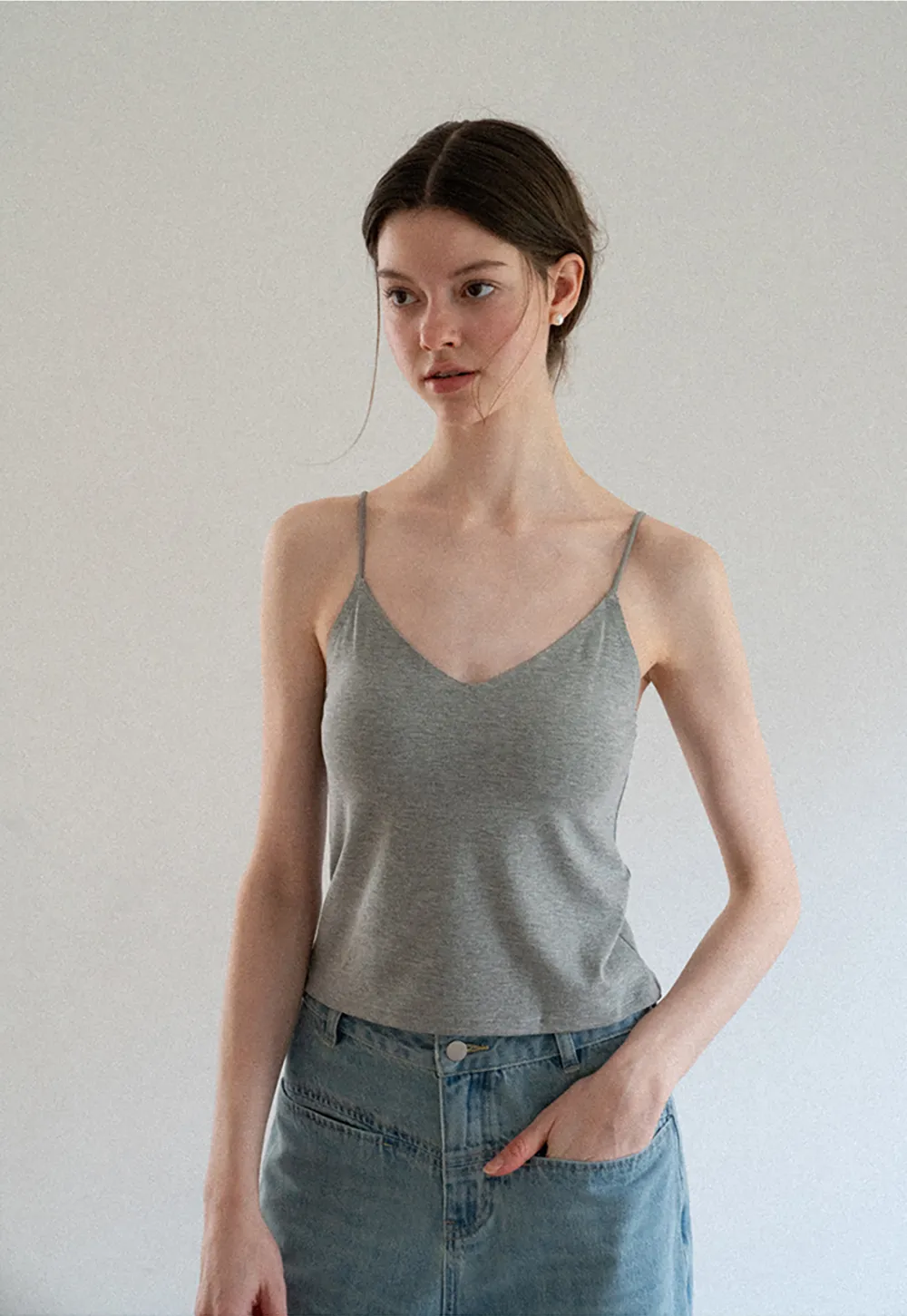 V Neck Cropped Spaghetti Strap Tank Top