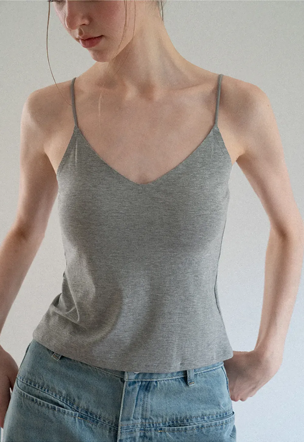 V Neck Cropped Spaghetti Strap Tank Top