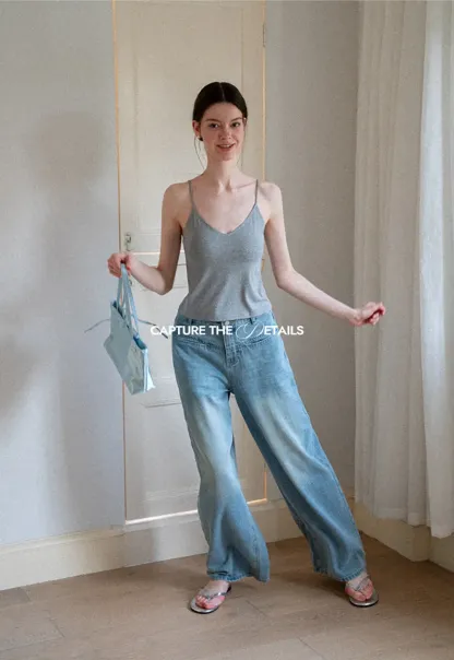 V Neck Cropped Spaghetti Strap Tank Top