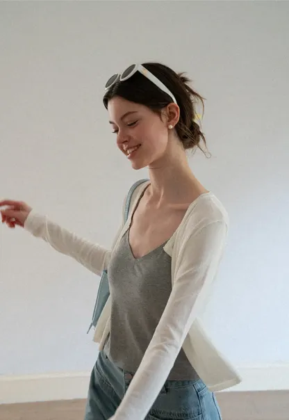 V Neck Cropped Spaghetti Strap Tank Top