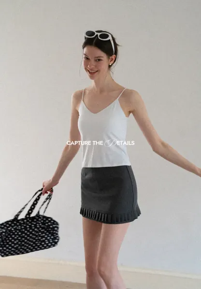 V Neck Cropped Spaghetti Strap Tank Top