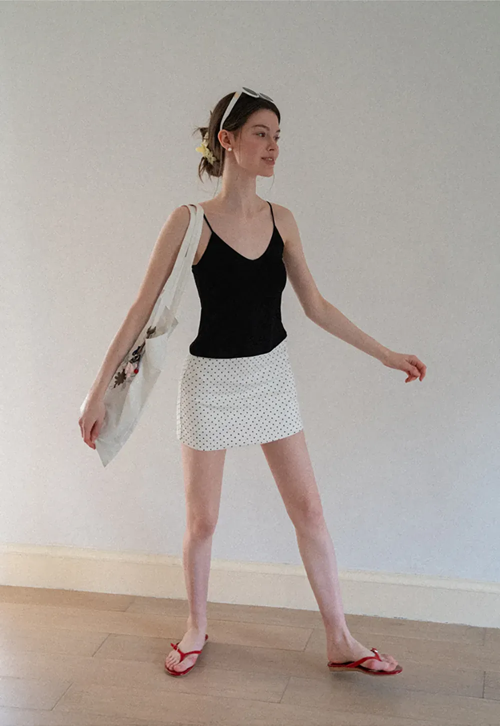 V Neck Cropped Spaghetti Strap Tank Top