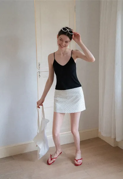 V Neck Cropped Spaghetti Strap Tank Top