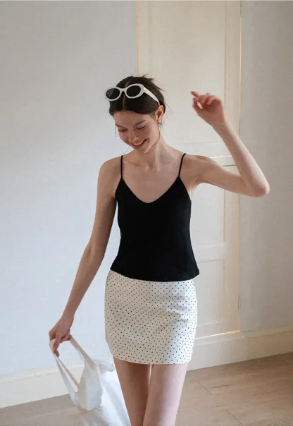 V Neck Cropped Spaghetti Strap Tank Top