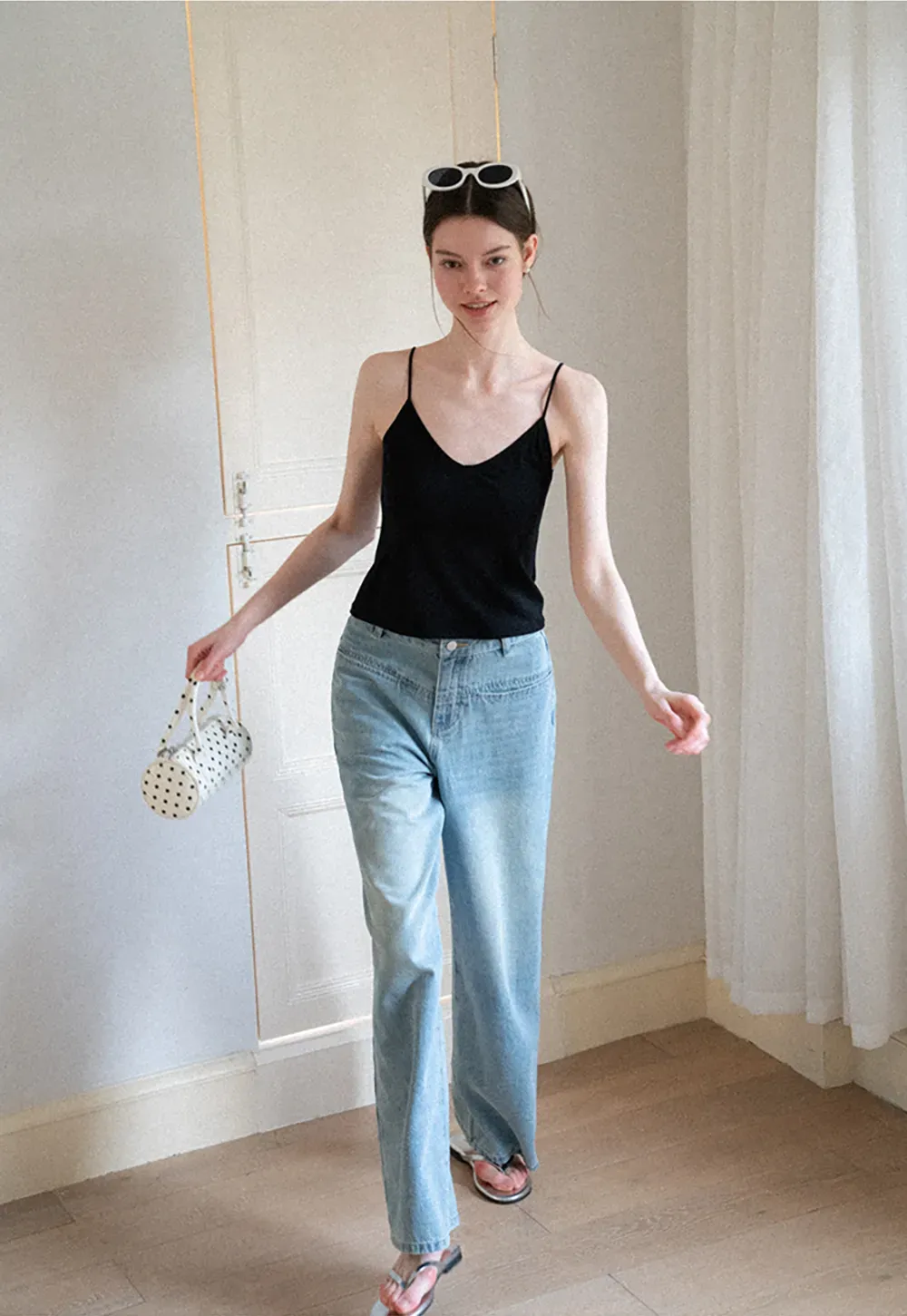 V Neck Cropped Spaghetti Strap Tank Top