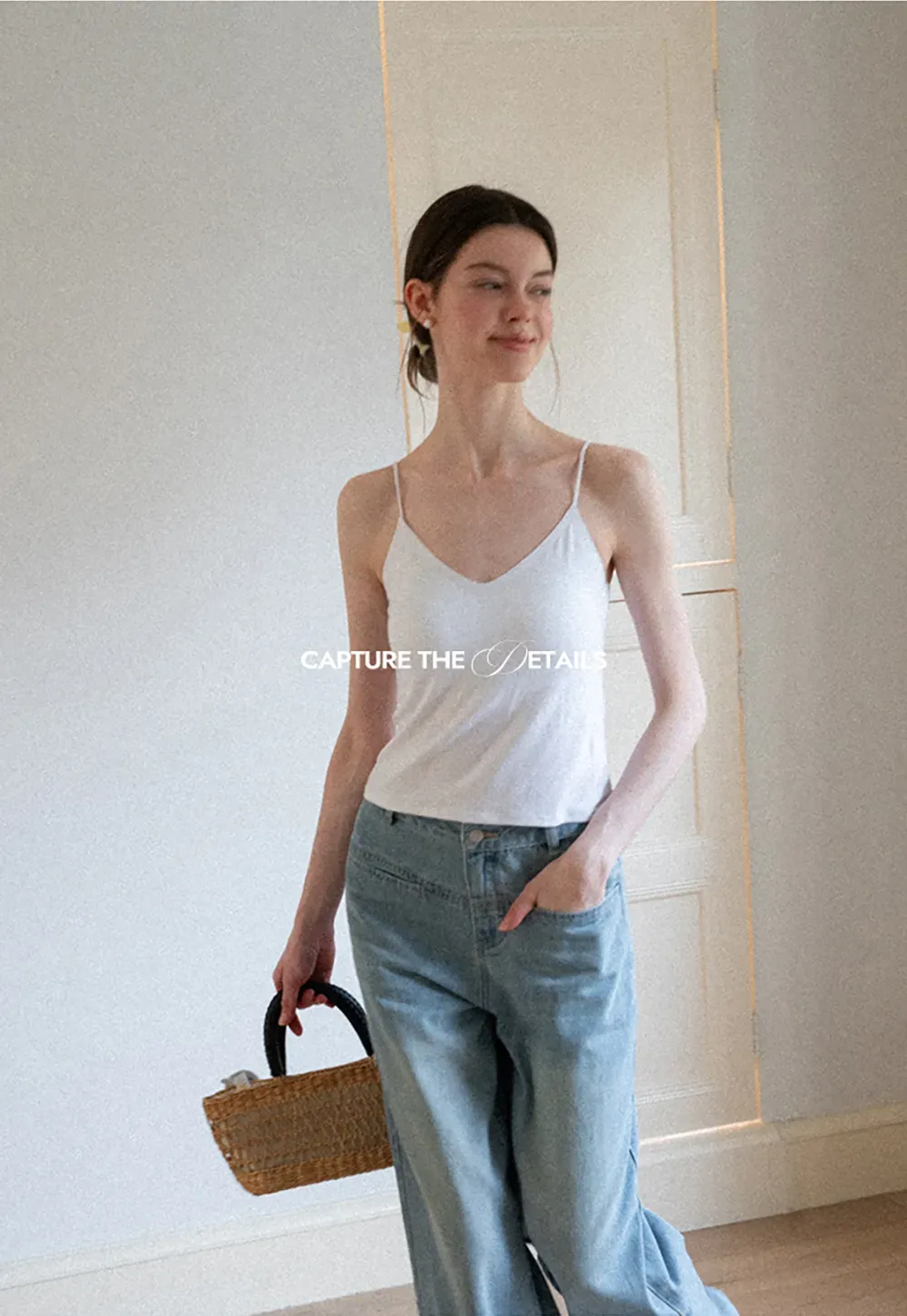 V Neck Cropped Spaghetti Strap Tank Top