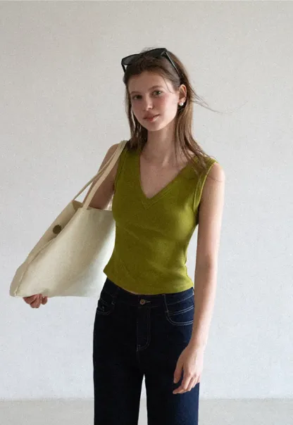 V Neck Ribbed Knit Cropped Tank Top