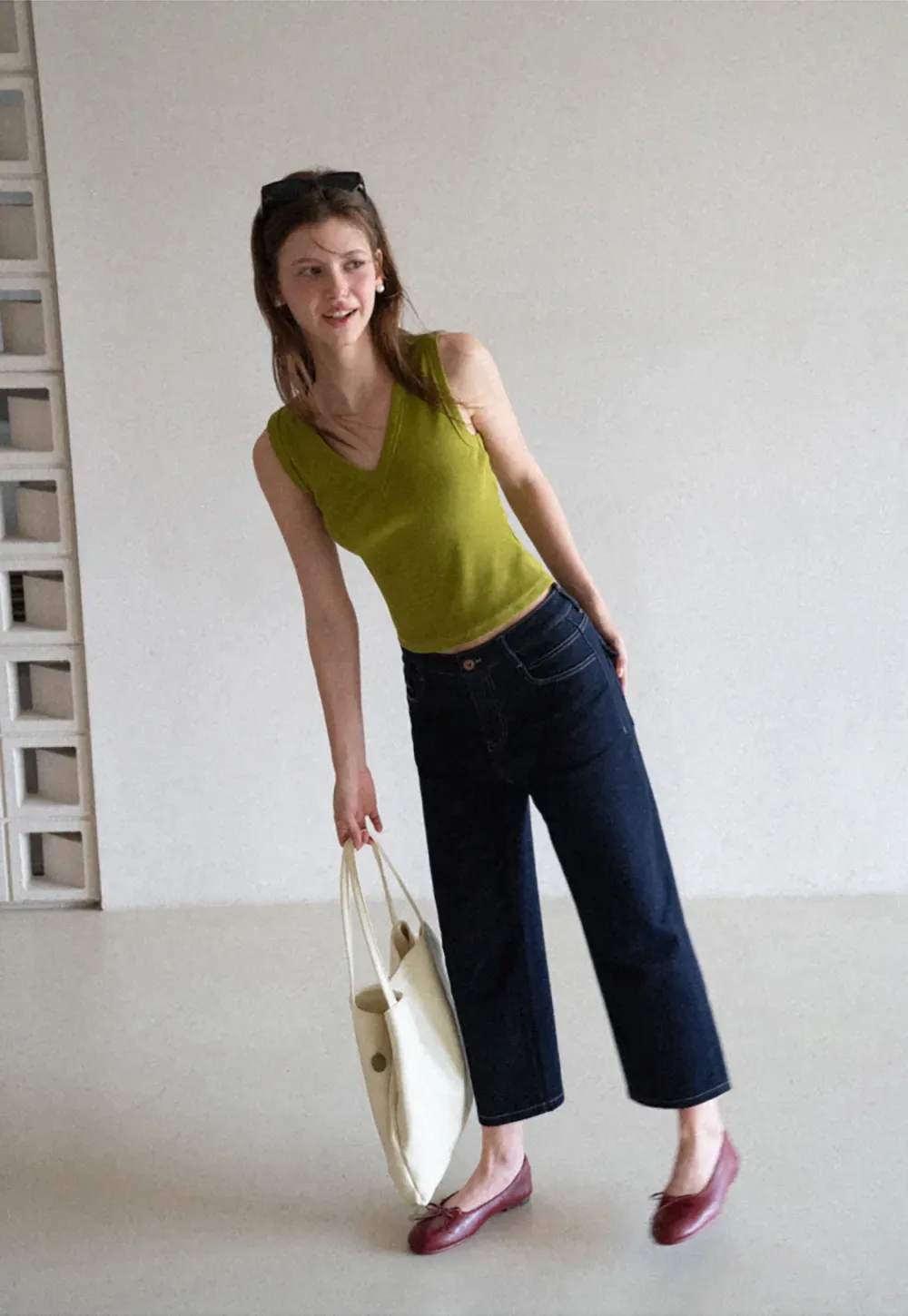 V Neck Ribbed Knit Cropped Tank Top