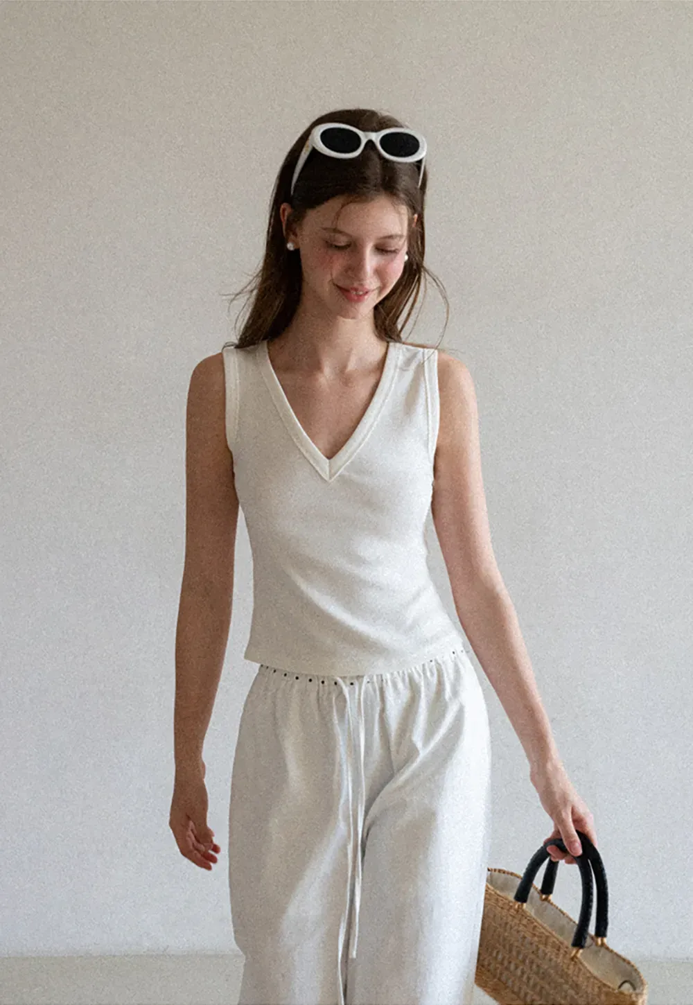 V Neck Ribbed Knit Cropped Tank Top