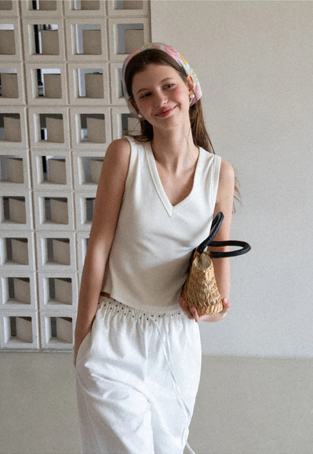 V Neck Ribbed Knit Cropped Tank Top