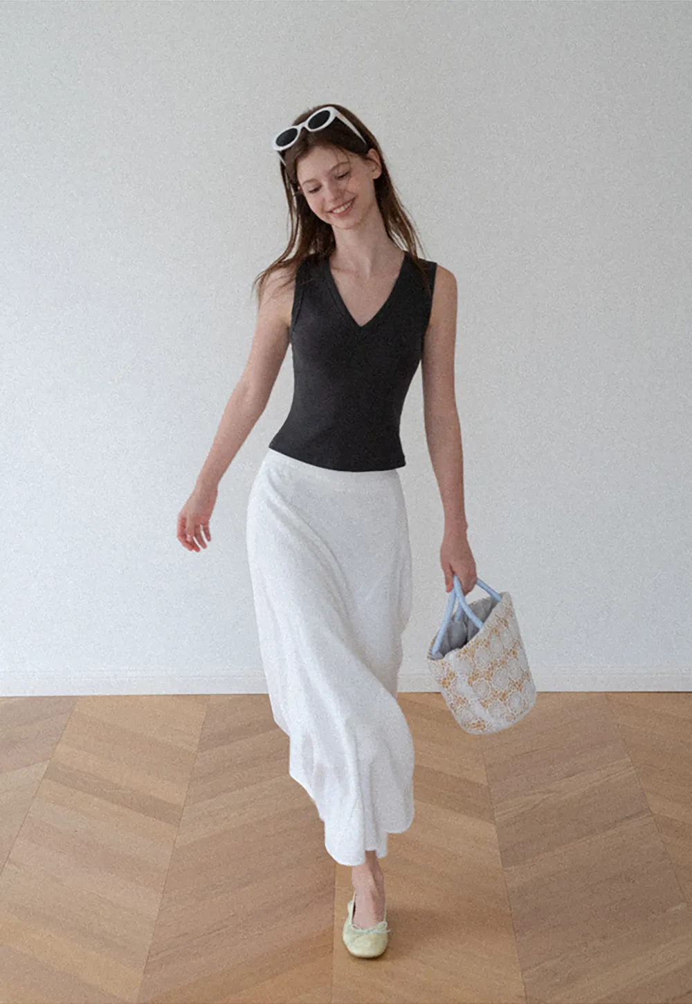 V Neck Ribbed Knit Cropped Tank Top