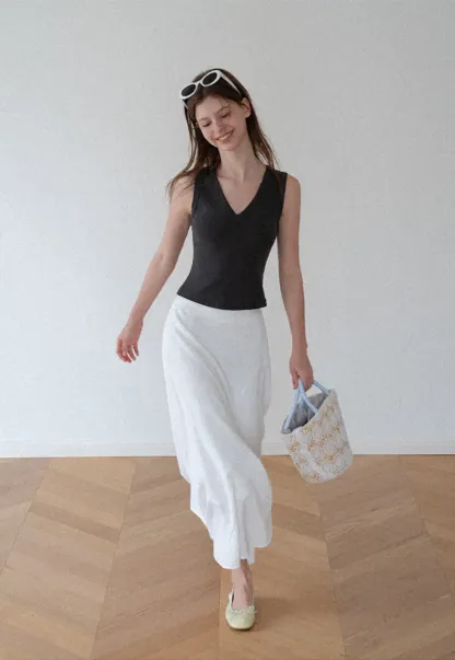 V Neck Ribbed Knit Cropped Tank Top
