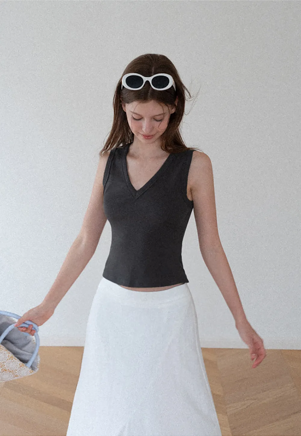 V Neck Ribbed Knit Cropped Tank Top