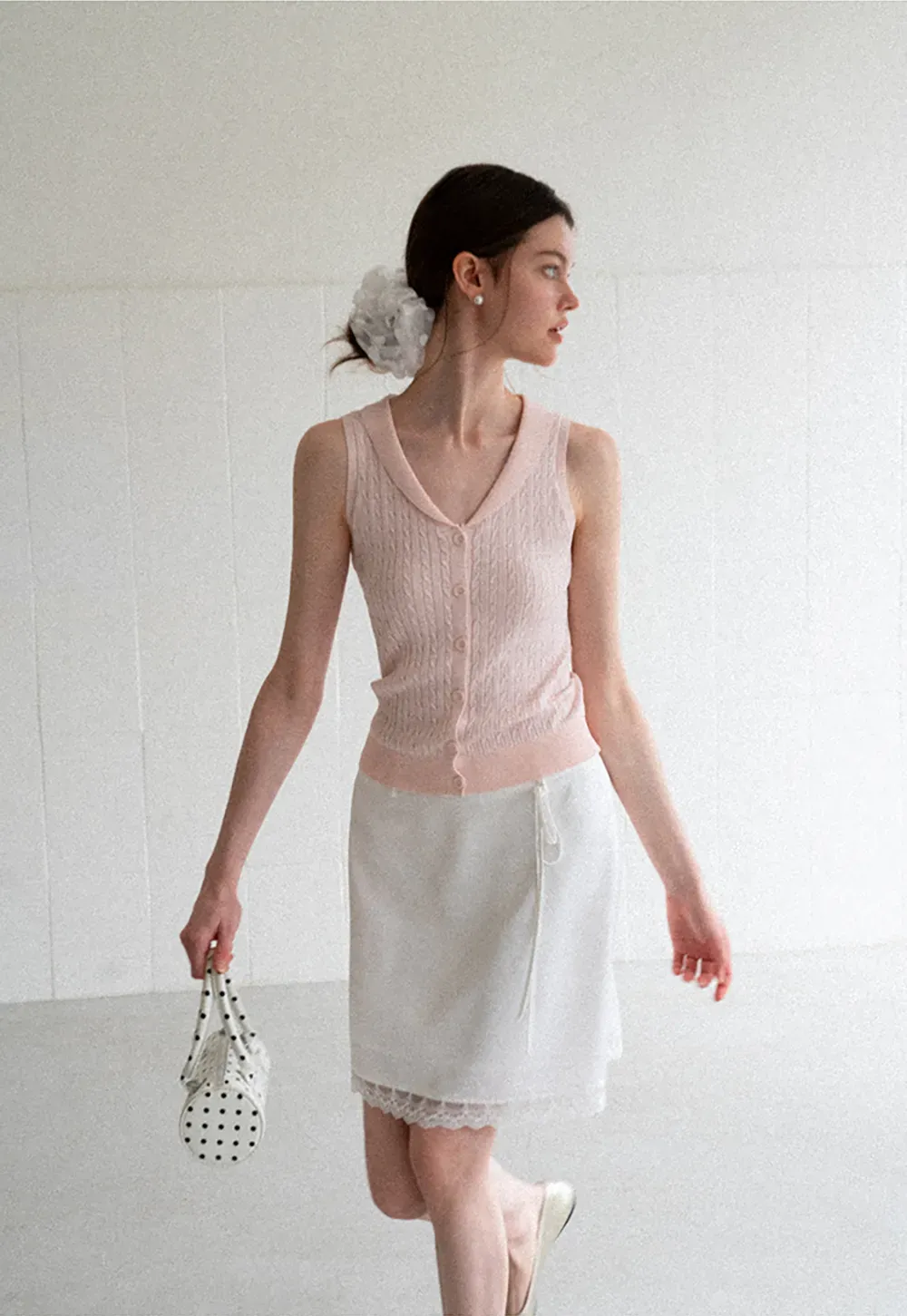 V Neck Ribbed Knit Sleeveless Top