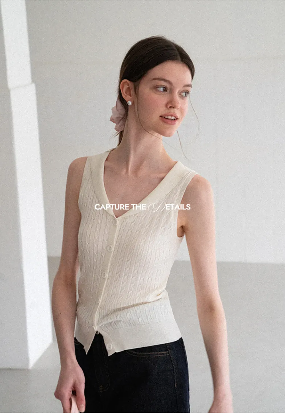 V Neck Ribbed Knit Sleeveless Top