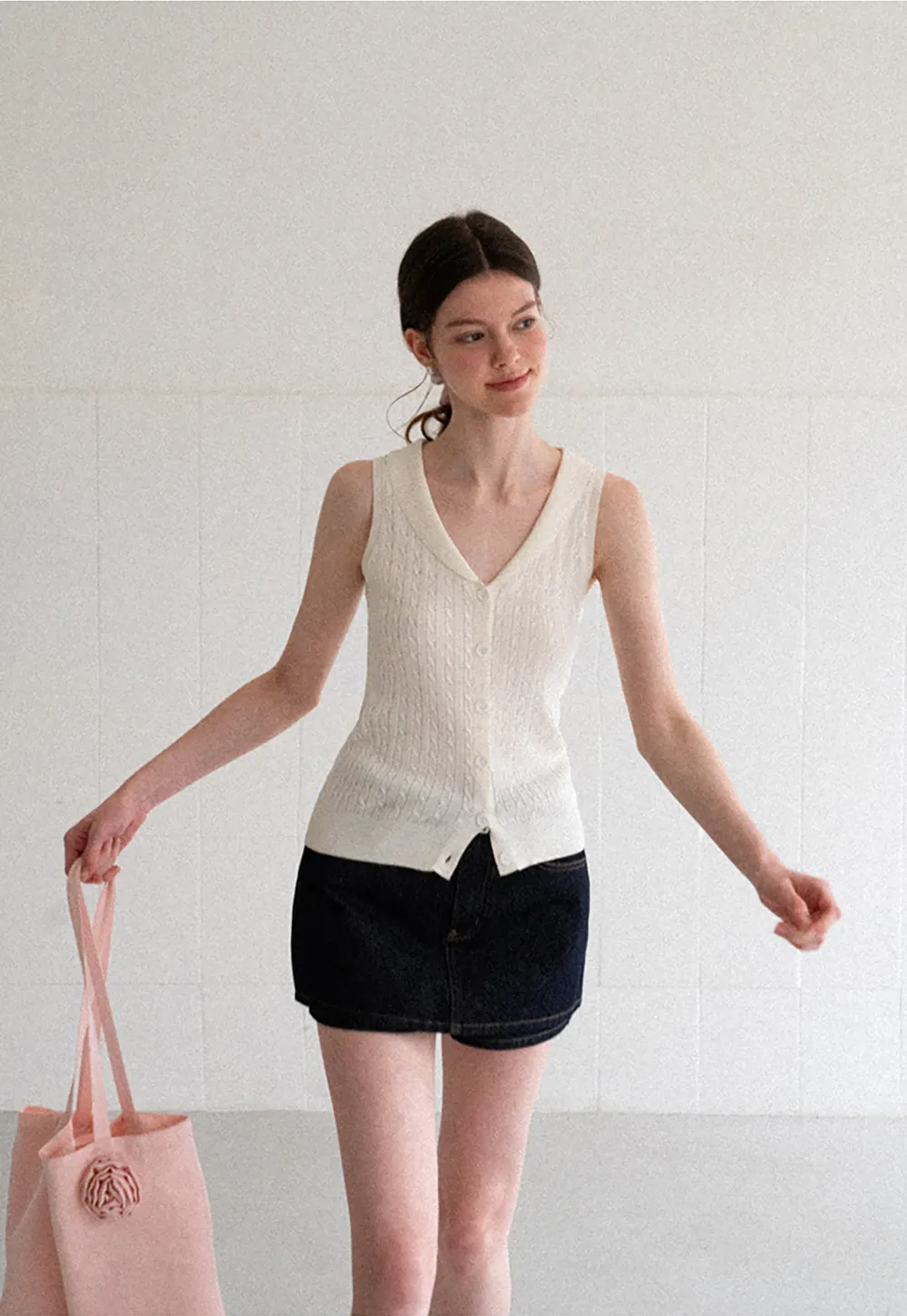 V Neck Ribbed Knit Sleeveless Top