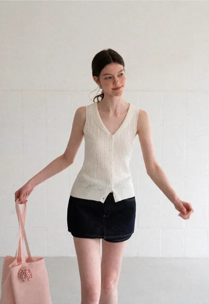 V Neck Ribbed Knit Sleeveless Top