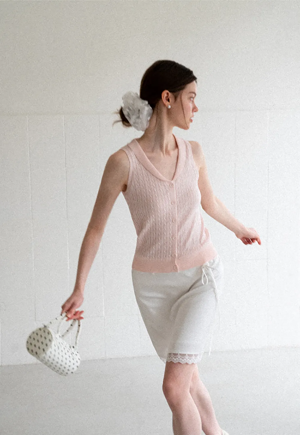 V Neck Ribbed Knit Sleeveless Top
