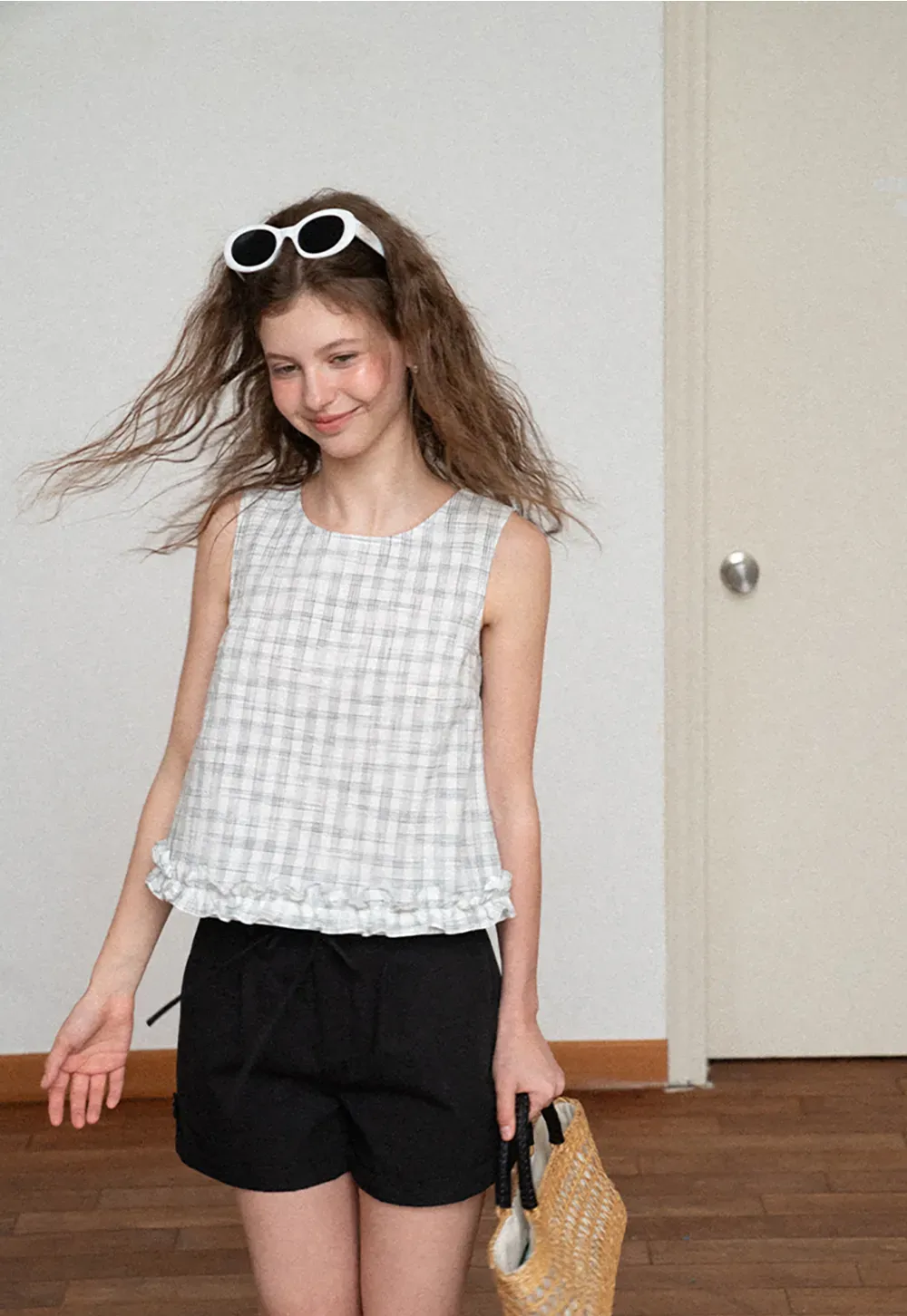 Plaid Pattern Ruffled Hem Sleeveless Tank Top