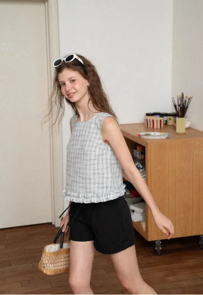 Plaid Pattern Ruffled Hem Sleeveless Tank Top