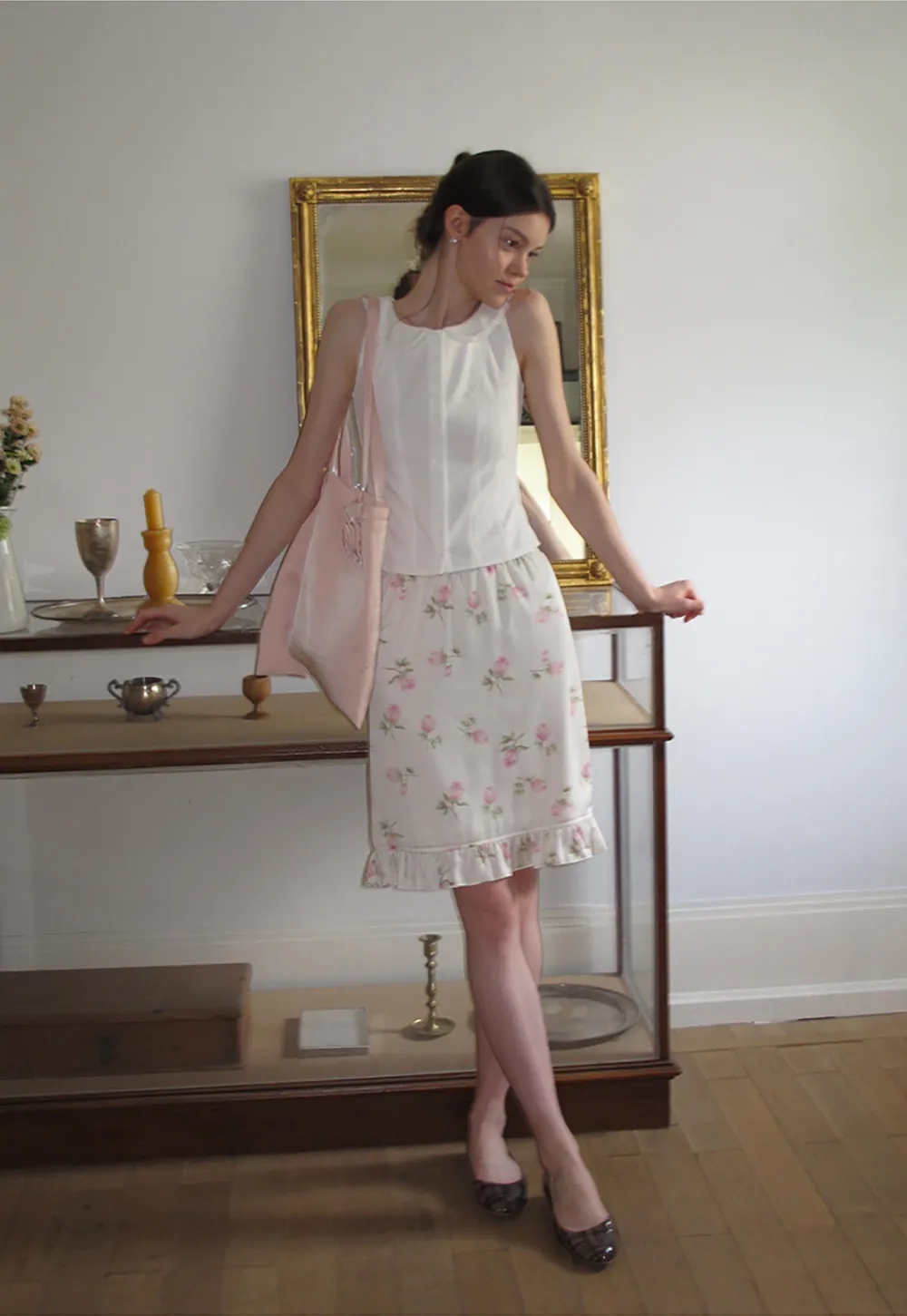 Lace Trim Peter Pan Collar Sleeveless Top