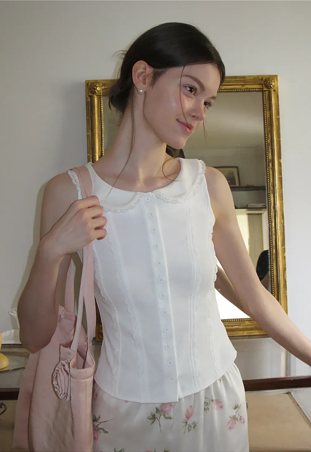 Lace Trim Peter Pan Collar Sleeveless Top