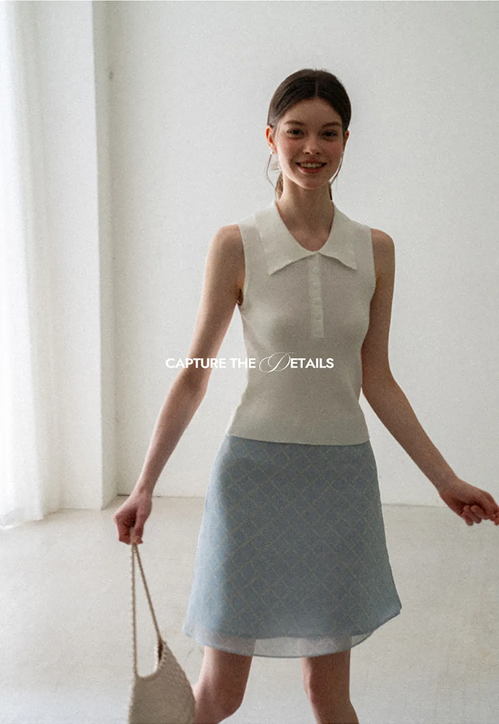 Ribbed Knit Collar Sleeveless Top
