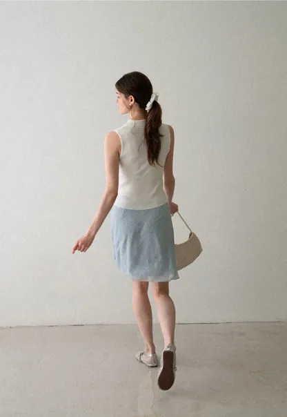 Ribbed Knit Collar Sleeveless Top