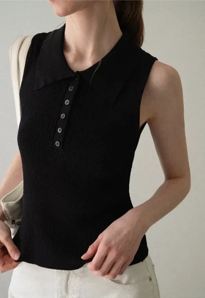 Ribbed Knit Collar Sleeveless Top