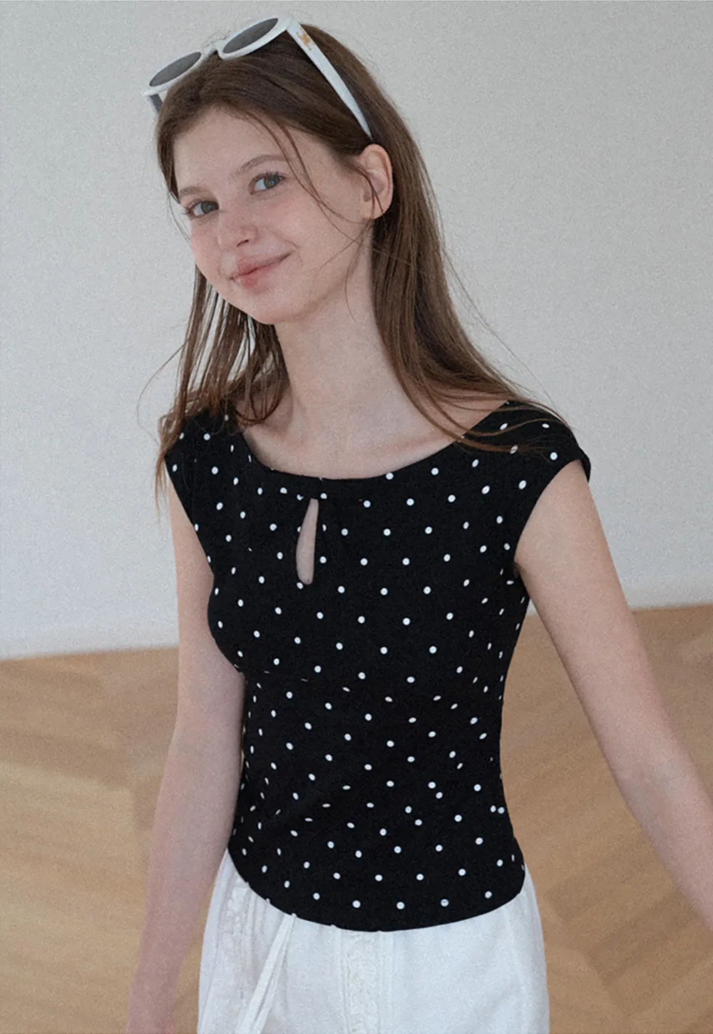 Polka Dot Print Keyhole Neck Cap Sleeve Tank Top