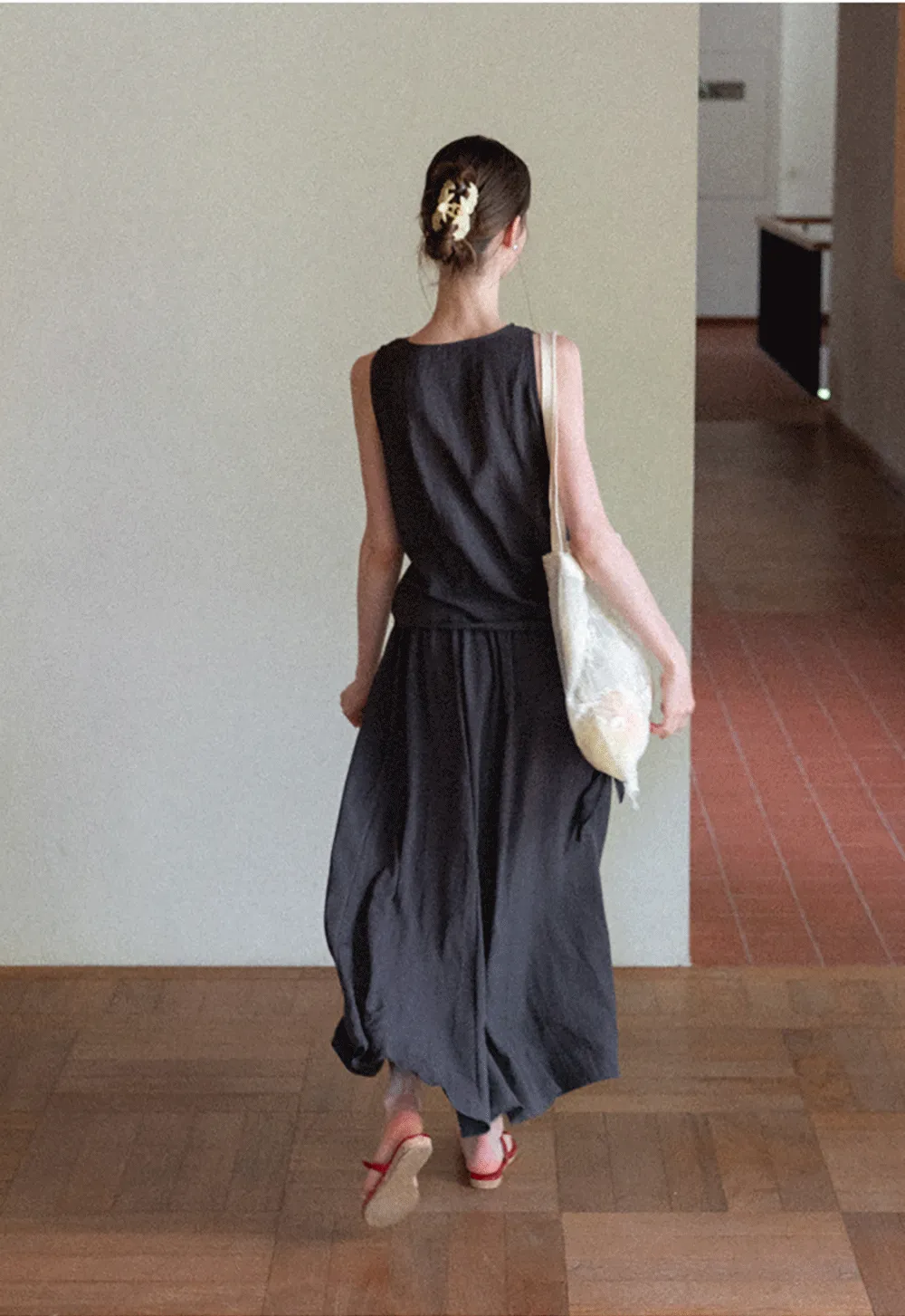 Draped V Neck Sleeveless Top And Flowing A Line Skirt Set