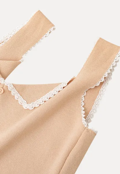 Lace Trim Collar Button Front Sleeveless Top