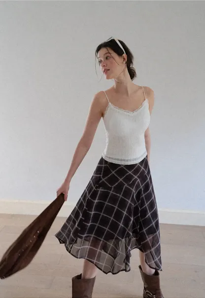 Lace Trim Cropped Knit Tank Top