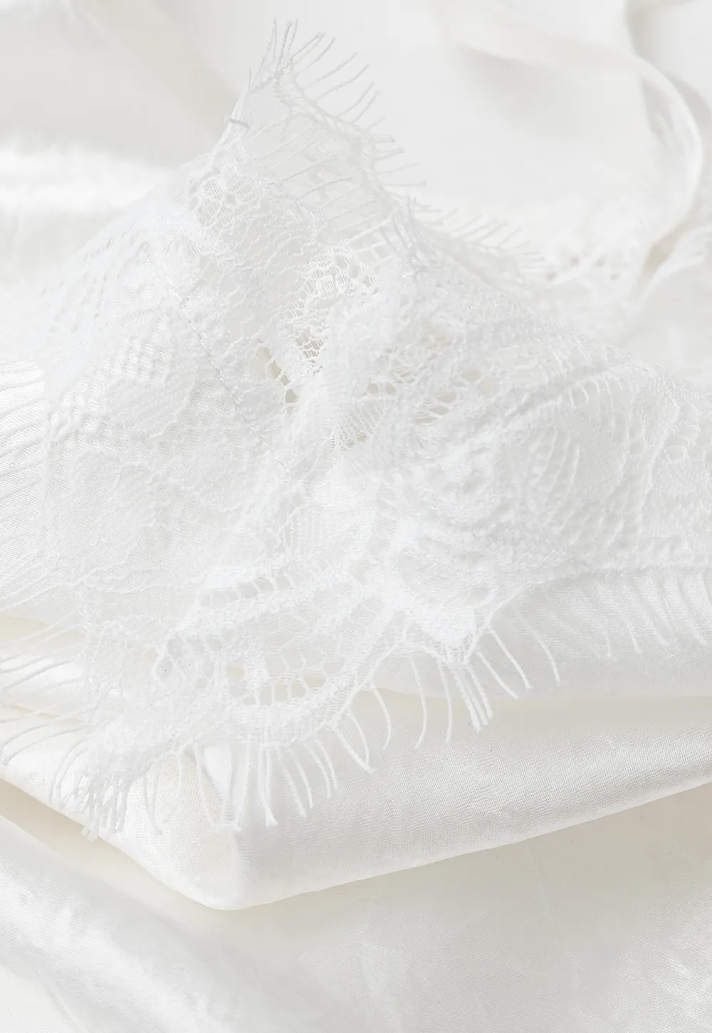 Lace Trim V Neck Camisole Tank Top