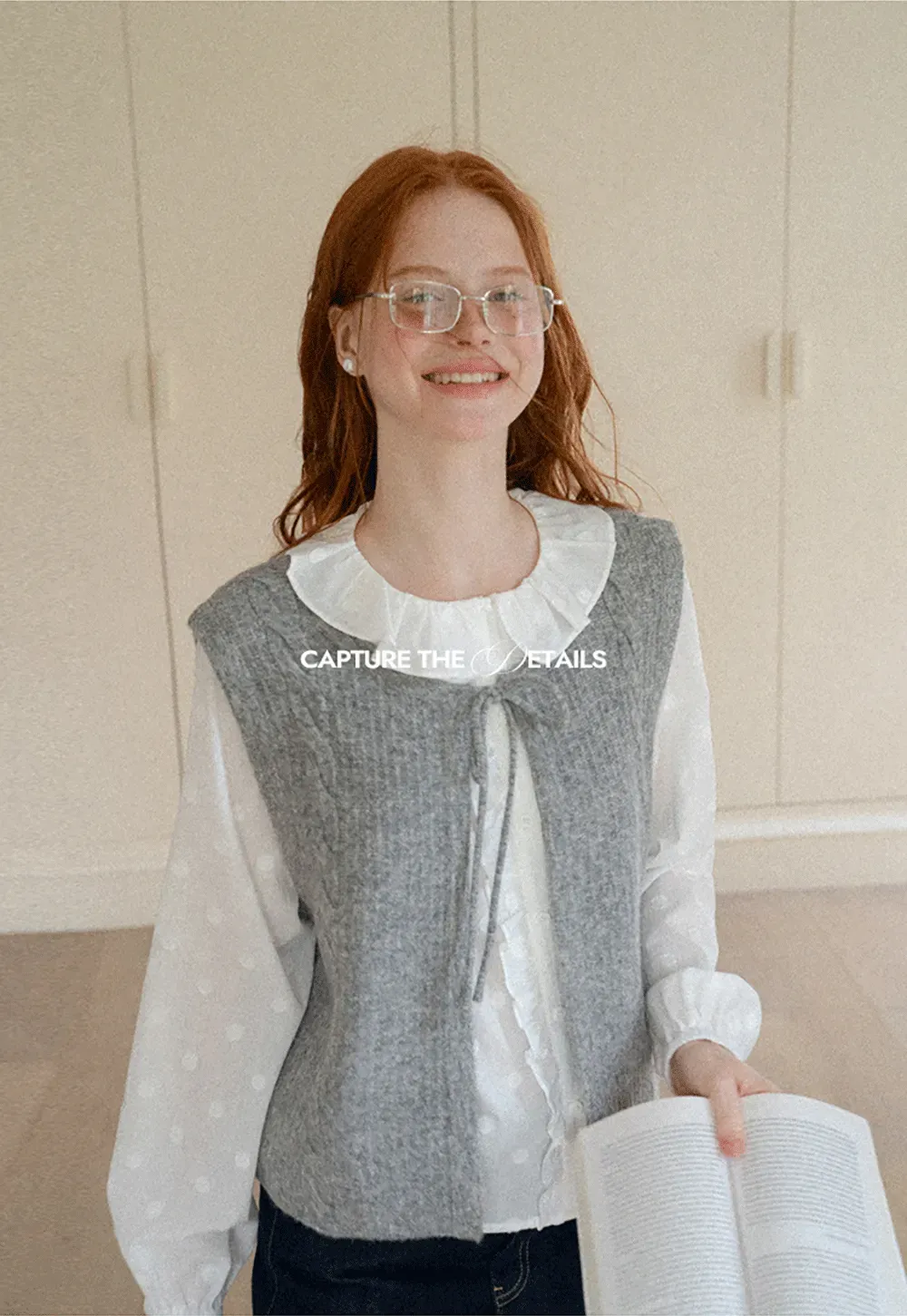Ruffled Collar Knit Vest