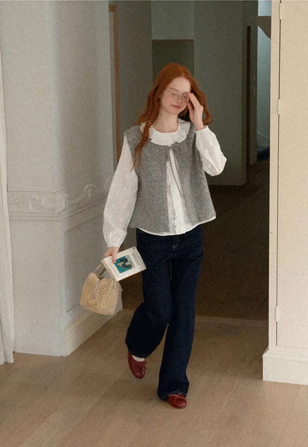 Ruffled Collar Knit Vest