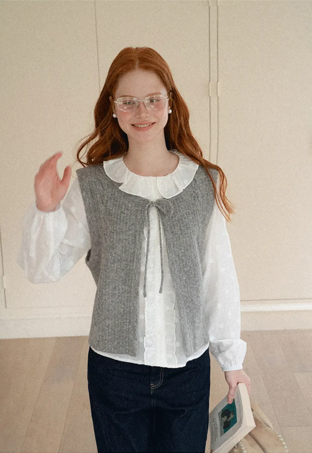 Ruffled Collar Knit Vest