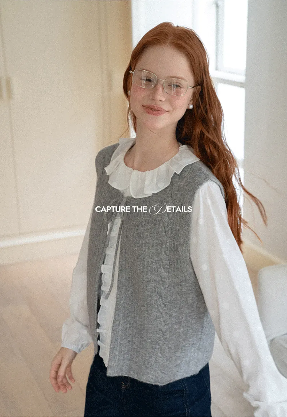 Ruffled Collar Knit Vest