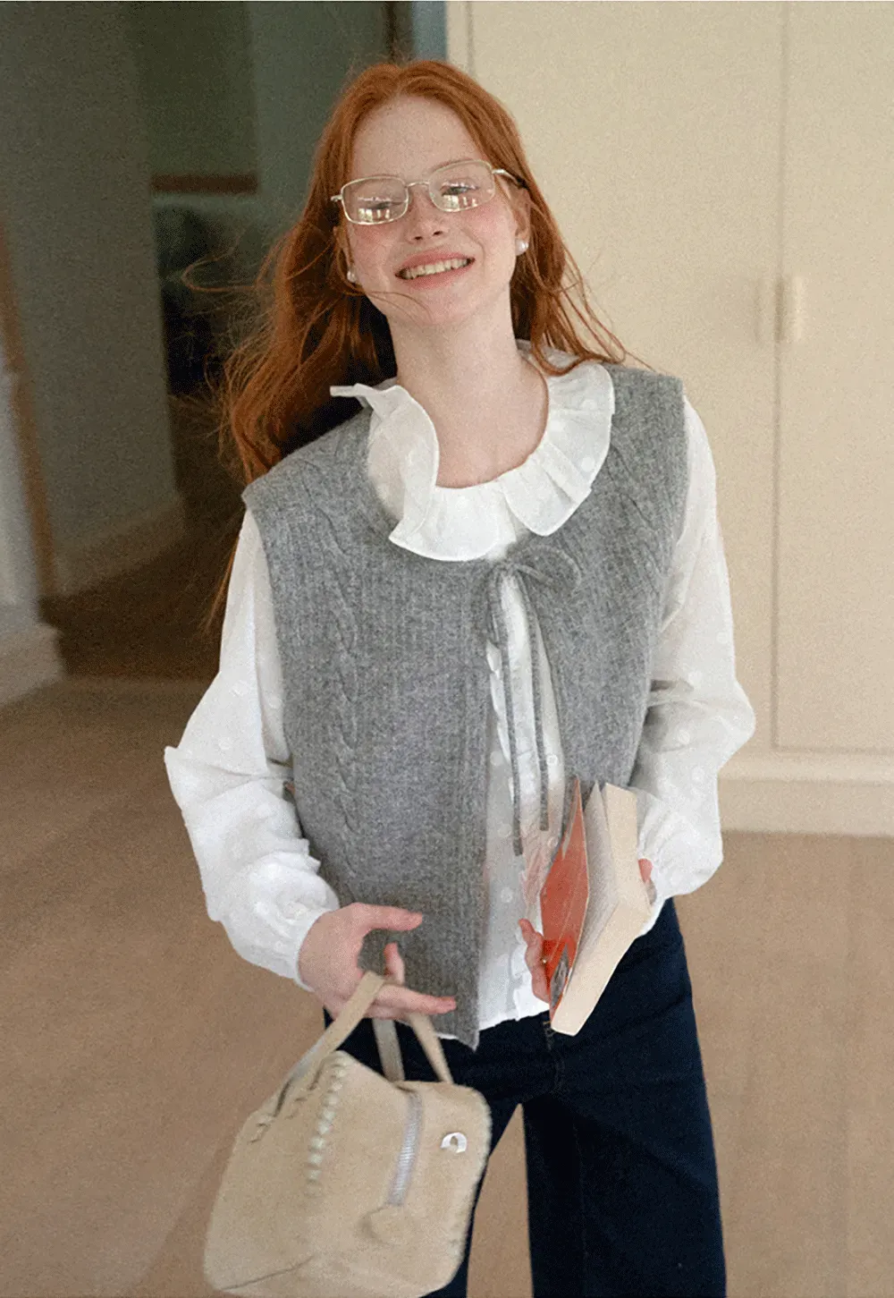 Ruffled Collar Knit Vest