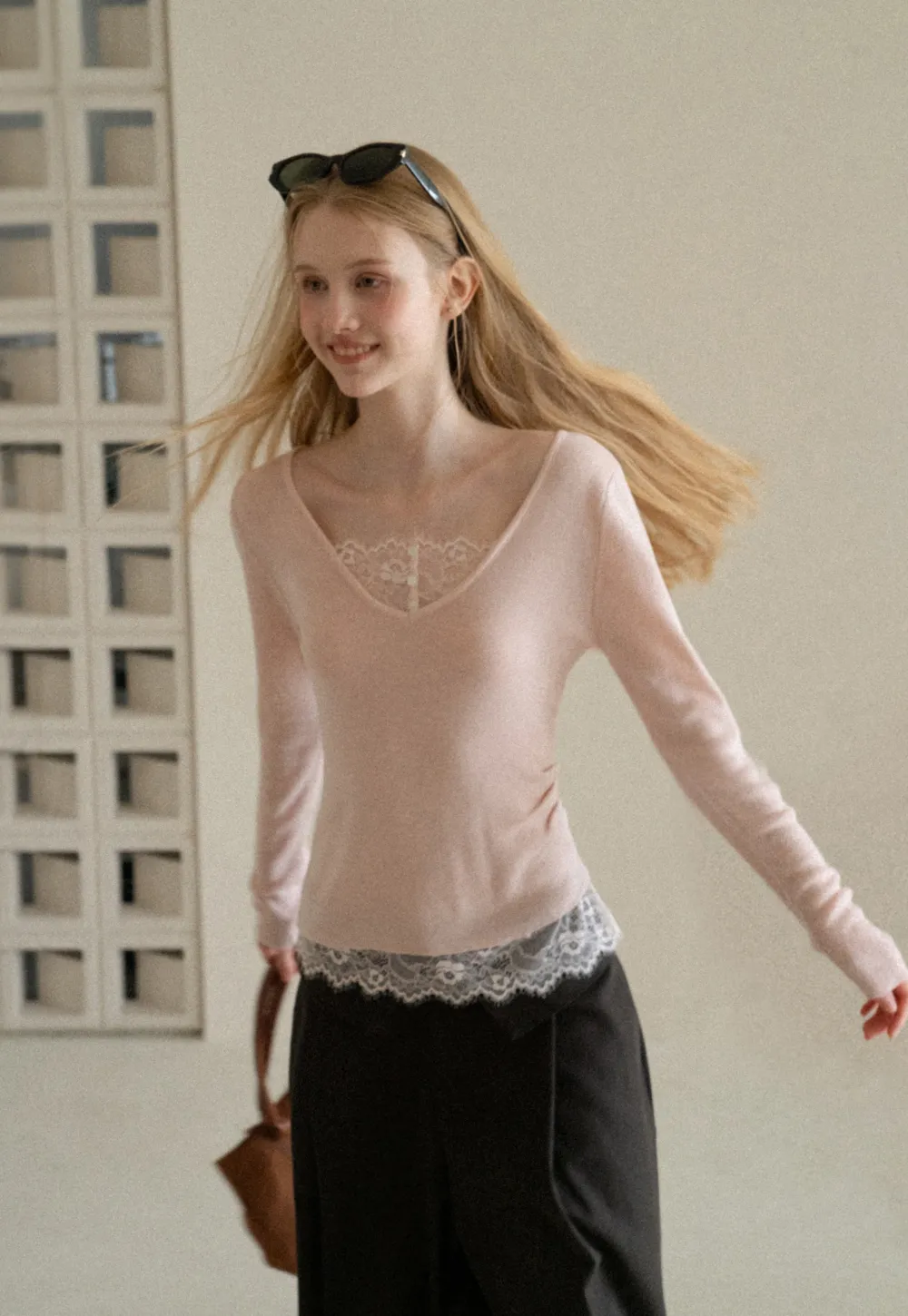 Lace Trim V Neck Long Sleeve Knit Tank Top