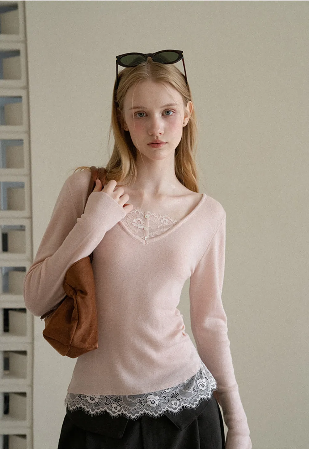 Lace Trim V Neck Long Sleeve Knit Tank Top