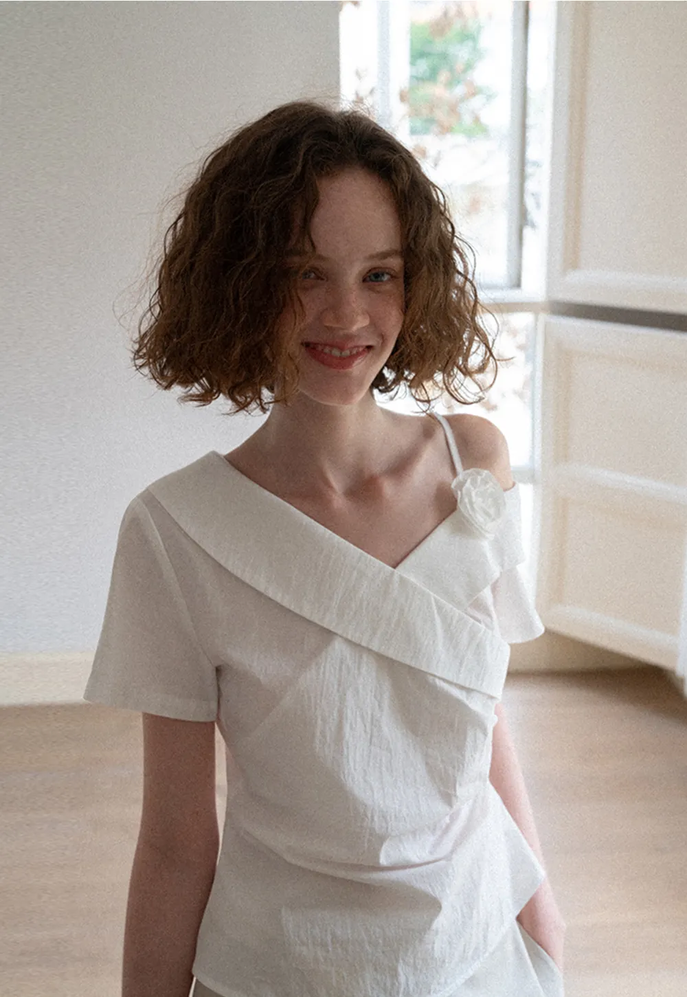 Asymmetrical Draped One Shoulder Short Sleeve Shirt