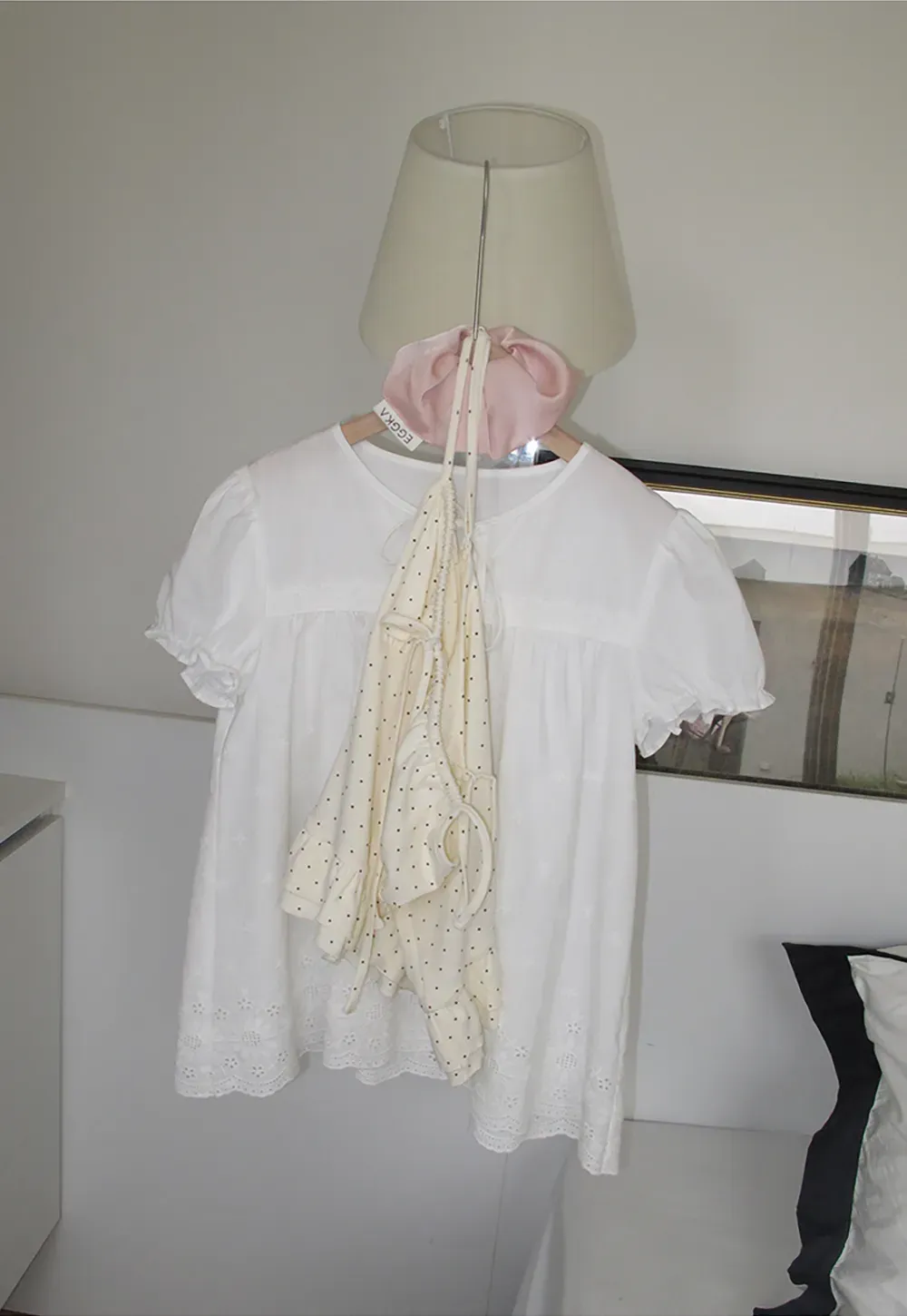 Lace Trim Puff Sleeve Blouse