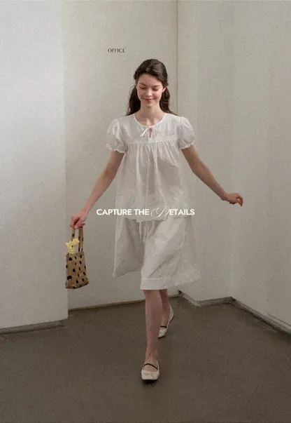 Lace Trim Puff Sleeve Blouse