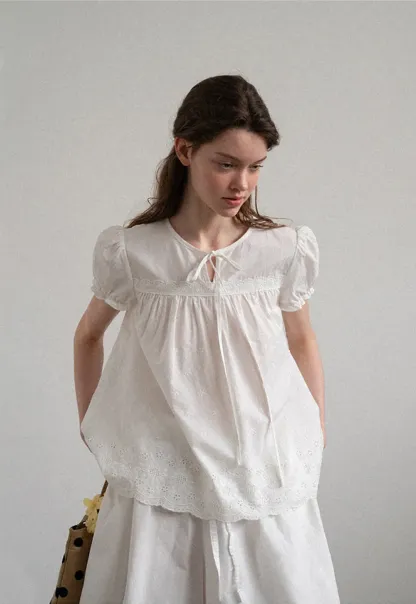 Lace Trim Puff Sleeve Blouse