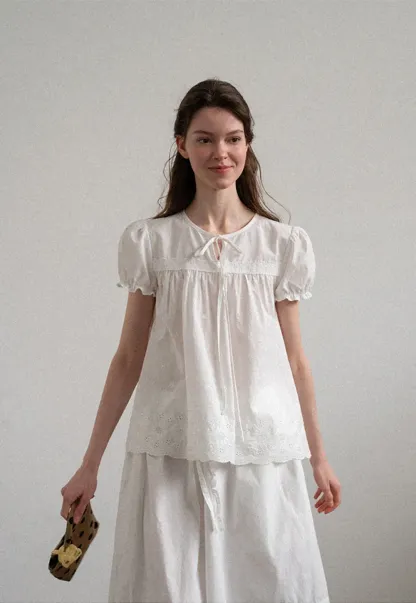 Lace Trim Puff Sleeve Blouse