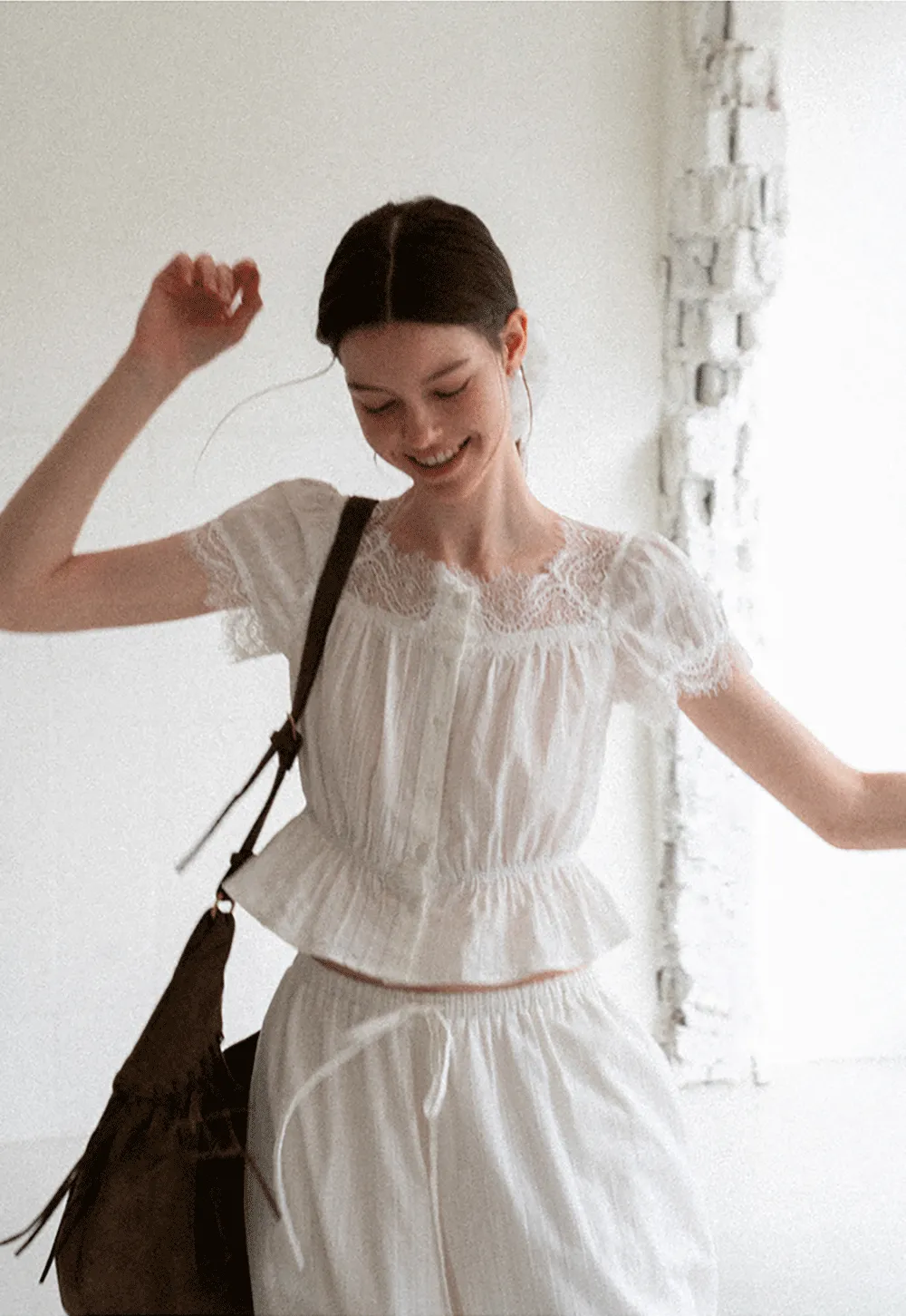 Lace Trim Puff Sleeve Top With Drawstring Waist Shorts Set