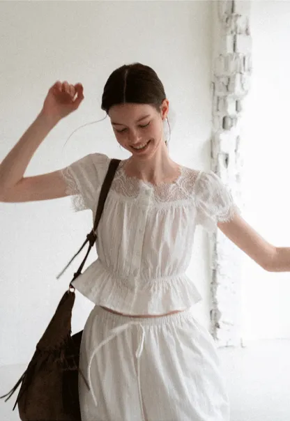 Lace Trim Puff Sleeve Top With Drawstring Waist Shorts Set