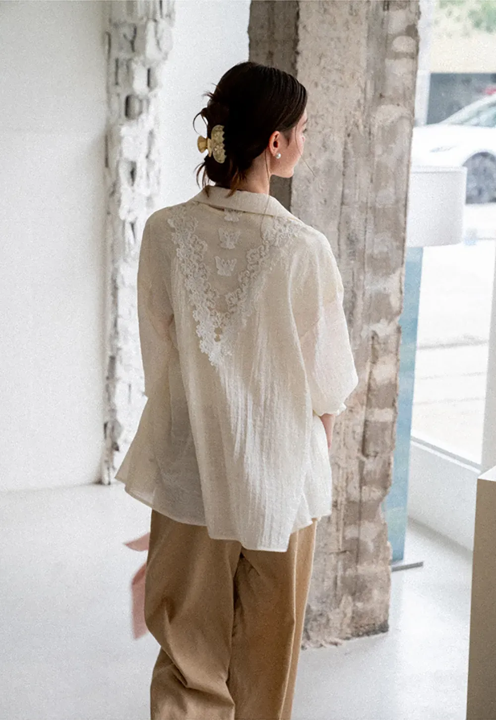 Lace Trim Collar Oversized Shirt